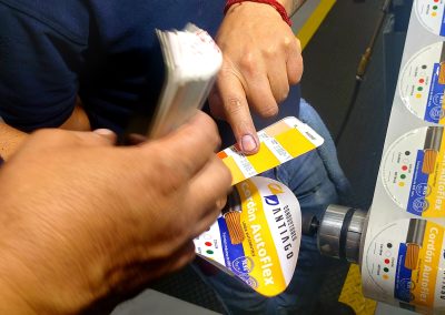 Etiquetas adhesivas por selección de color